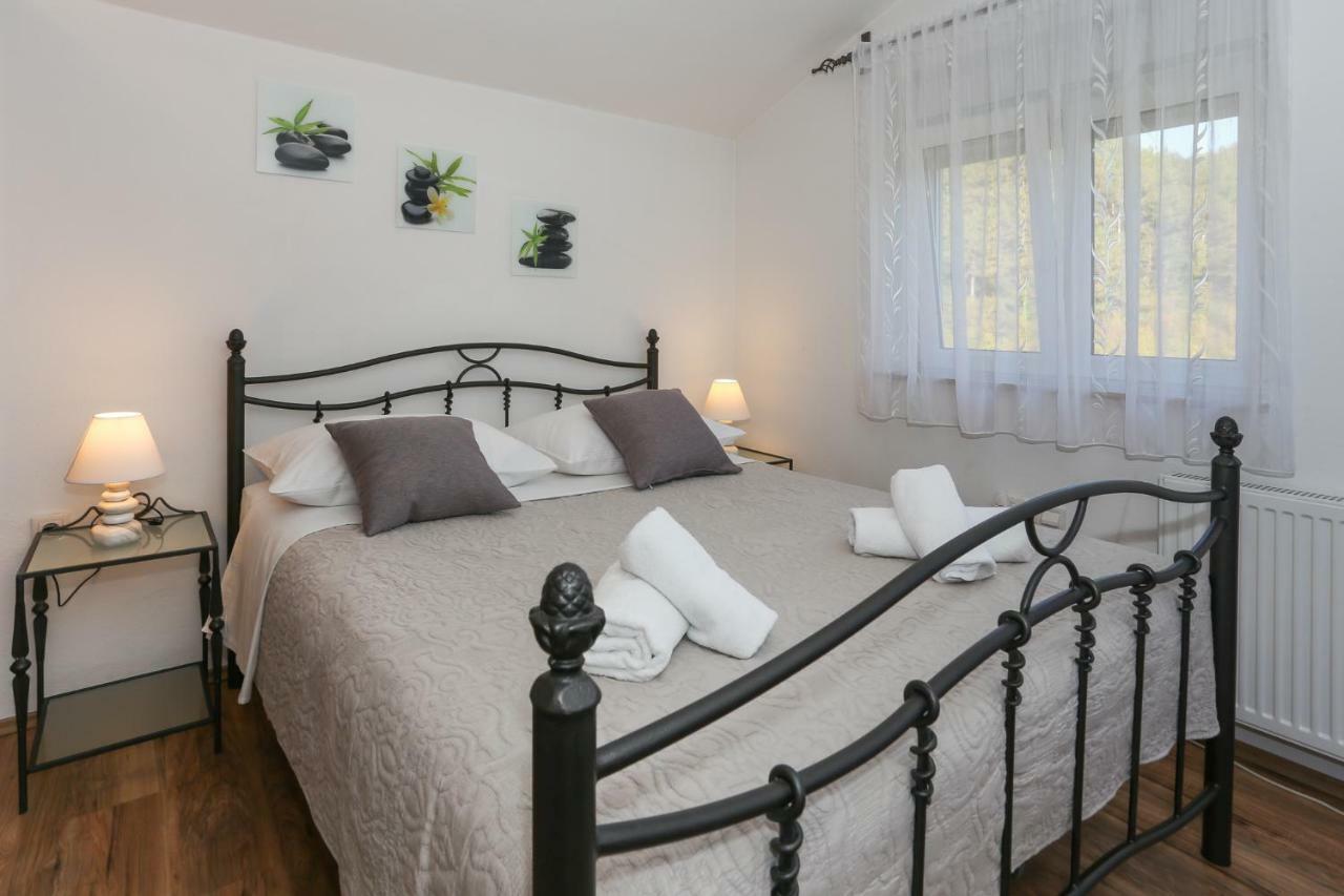 Green Paradise Estate Trilj Ngoại thất bức ảnh